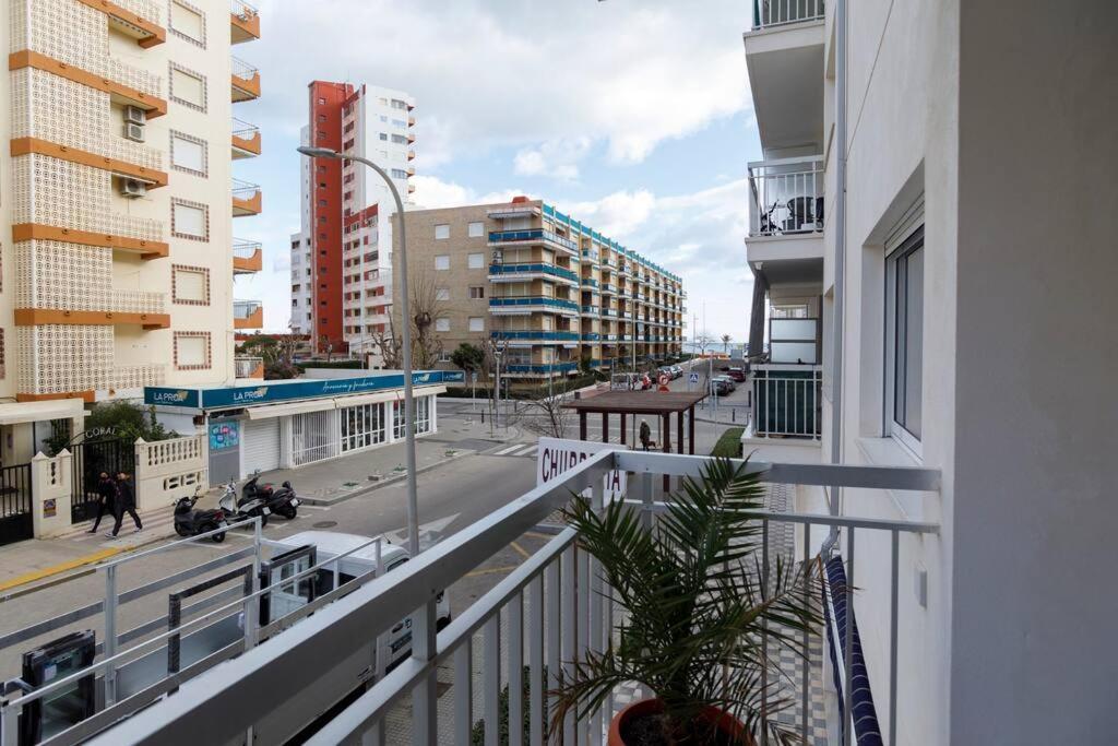Cozy Apartment, Very Fresh At Playa De Gandia Buitenkant foto