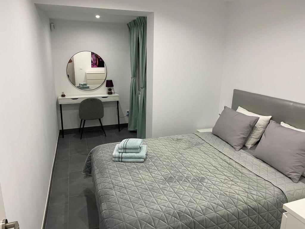 Cozy Apartment, Very Fresh At Playa De Gandia Buitenkant foto